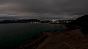 Вечерняя бухта судакская в январе