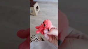 😭Моя температура есть описание у меня она поднялась теперь она уже 38 и	? Стало морозит и тело ноет