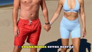 49-летняя Тина Канделаки снялась с мужем на пляже
