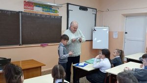 Азнакаево 7ая школа 3а класс Рияз вручение писем