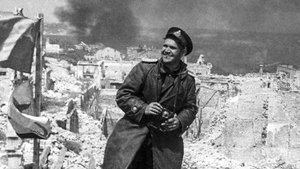 Памяти фотографа Евгения Халдея летописца Великой Отечественной. Оживленные фотографии военной Керчи