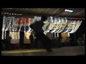 Breakdance. Real one hand to elbow from BBOY KLIK 2005.