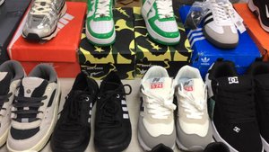 сти191.6. Кроссовки бренд новые