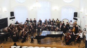 Bach Fugue in D Minor / Дирижёр - Дария Неретина