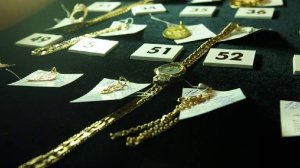 В России упал спрос на золотые украшения