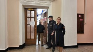 Сотрудники полиции осуществили охрану общественного порядка во время проведения выборовС первого д