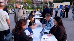 Разговор без барьеров: выездная администрация в Дзержинском