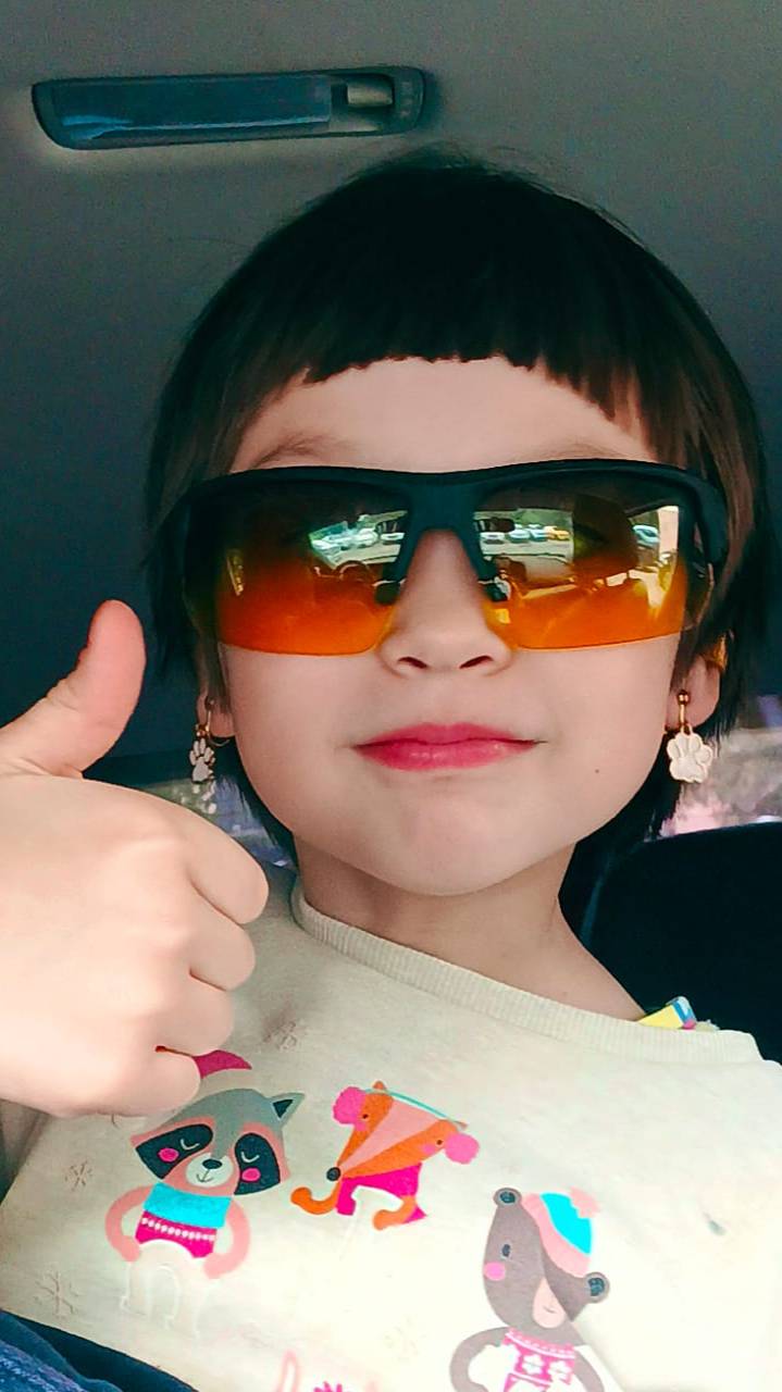 Кира 5 лет. Танцует мою песню смотреть онлайн