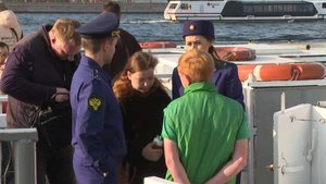 Суда с протечками и капитан без диплома: в Петербурге прошел рейд на воде