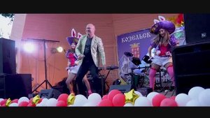 Малина на губах