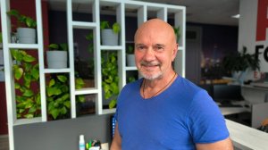 Солист Музкомедии Сергей Вяткин о голосе, садоводстве и любимом театре!