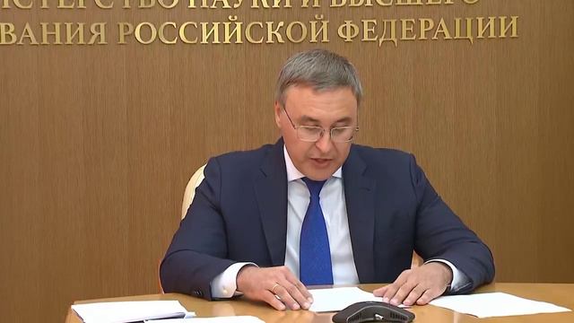 Глава Минобрнауки В. Фальков выступил с докладом на совещании Президента с членами Правительства