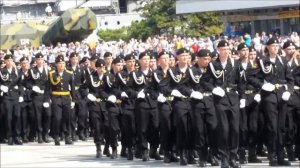 День ВМФ в Новороссийске. 28.07.2013 г. Набережная Мор.вокзала и КРЛ "Михаил Кутузов"