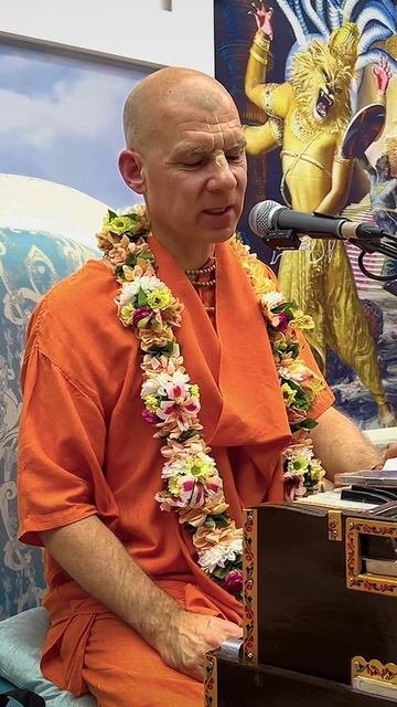 Поэзия Бхагавад-Гиты 11.55 от Сагара Свами. «О Панду сын, любой, кто занят…».