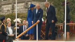 Трамп посетил Виндзор и похлопал короля Чарльза III по спине, а это грубое нарушение этикета.