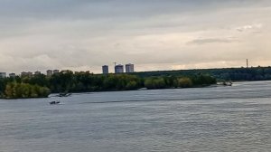 1000004712.mp4 Набережная