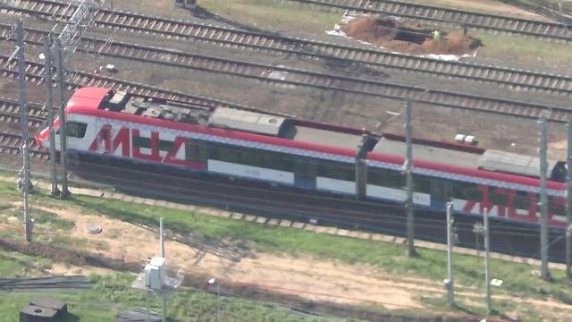 Съёмка с Останкинской телебашни. ЭГЭ2Тв (ЦППК) скорый приг. поезд № 7371/7372 Зеленоград - Ипподром.