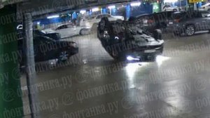 ☝️На парковке в "Европолисе" на Полюстровском проспекте "Чанган" столкнулся с "Ауди" и теперь лежит