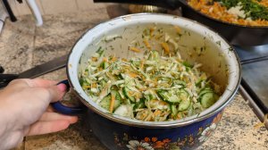 Салат из огурцов