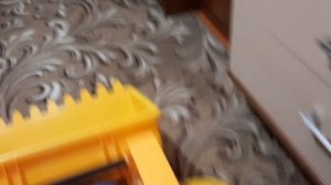 У меня нет ещё водительских прав потому что я ещё школьник а уже Катаюсь на тракторе