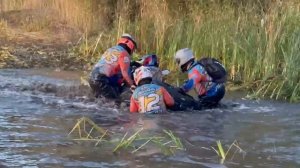 Ужас! Девяти летний малой пролетает реку глиссером на Cfmoto 600