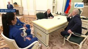 Семья Пяк в Музее истории «Газпром добыча Уренгой