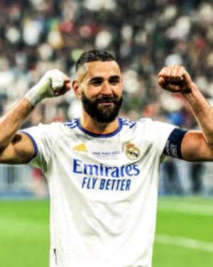 попытка на бензему в FIFA 26 на 10 к. самоцветов