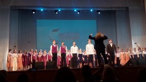 "Ты, Россия моя" муз. В.Каренин сл. С.Ущаповской. Поёт сводный хор ДШИ 2 г.Волгограда ( Образцовые х