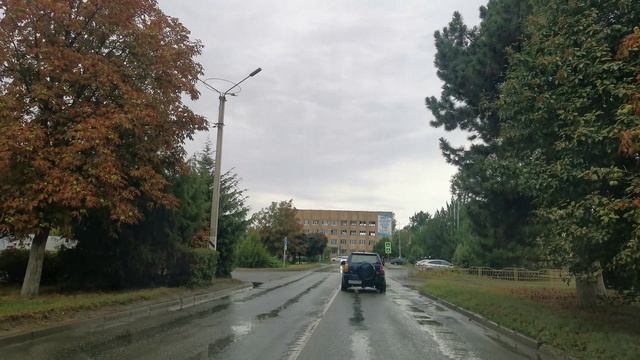 Сальск улица Ленина. Мимо СК Юбилейный, площадь Юбилейная