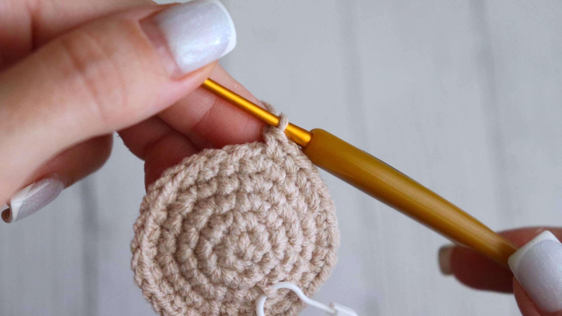 Прибавки крючком. Просто и понятно смотреть онлайн