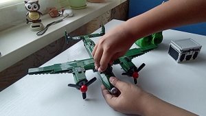 Обзор на лего военный самолет
