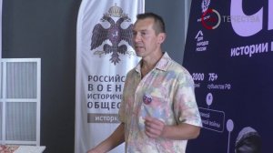 В Луганске открылась выставка «Мужество защитников Отечества в наградах, знаках и значках»