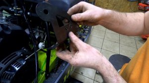 Доработка натяжителя цепи на снегоходе Азимут.