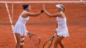 Путин представил к госнаграде российских теннисисток Андрееву и Шнайдер