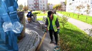 Наряду с ежедневной уборкой, осенью коммунальные службы готовят город к зиме