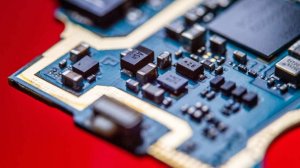 Китай ограничил экспорт важного металла для производства ракет и дронов