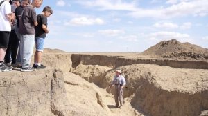Экскурсия учеников СОШ 11 г. Зеленокумска на место раскопок археологической экспедиции 2025