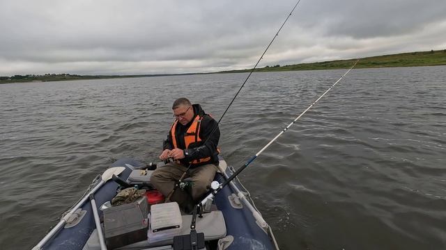 А рыба клюёт! смотреть онлайн