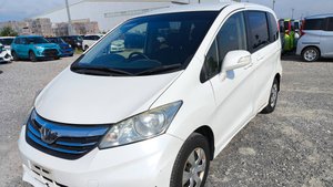 Honda freed 3003440