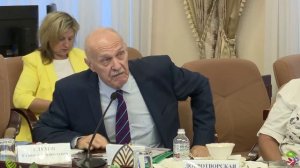 Дмитрий Демешин обсудил итоги года работы на посту губернатора и планы развития края