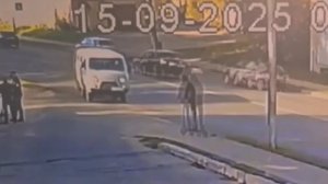 Судьба самокатчика: увернулся от УАЗа, но влетел во встречную легковушку