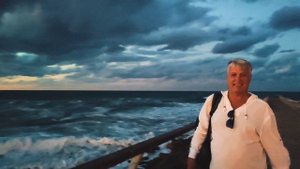 Бросаем монетку в море