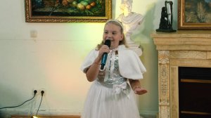 А. Удалова «Люблю тебя, красивая Москва»Читает Ульяна Шматкова