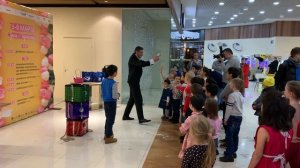 Фокусник иллюзионист на детские мероприятия и праздники  в Москве