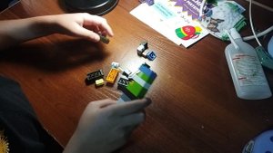 делаем вместе Lego оружие