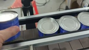 Автоматическая машина для закатки жестяных банок