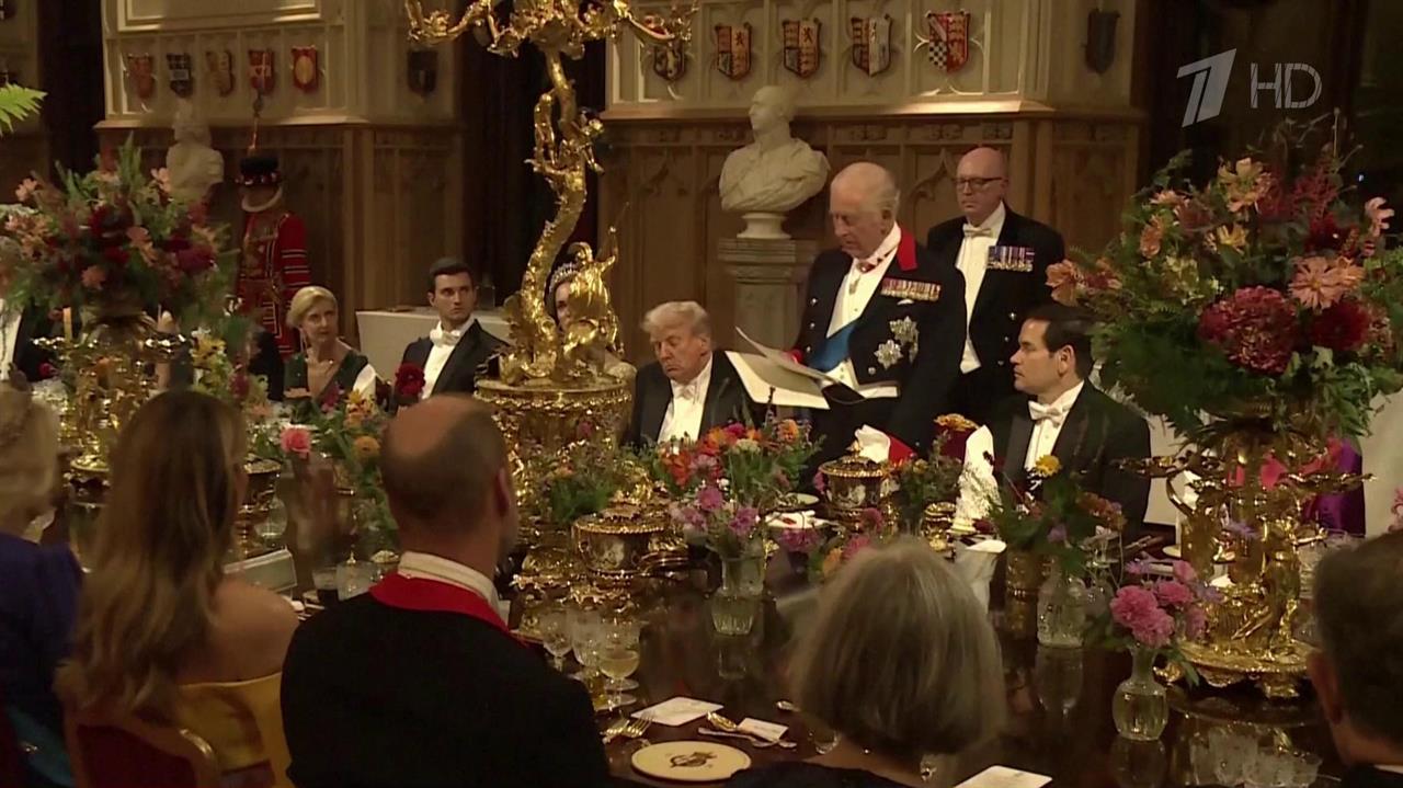 В западных СМИ активно обсуждают нарушение Дональдом Трампом королевского этикета