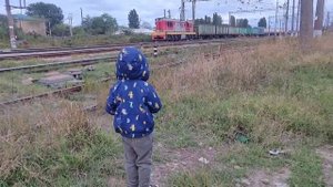 Поезд. В депо