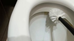 средство для унитазов Утенок не отмывает ржавчину и налёт