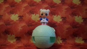 Обзор на мини куколку в шаре L.O.L.